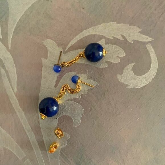 P Royal Blue Drop earrings, in Gold plate, Vintage, Marked - Picture 2 of 4